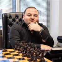Zoriy Birenboym CEO of eautolease.com Zoriy Birenboym CEO of eautolease.com