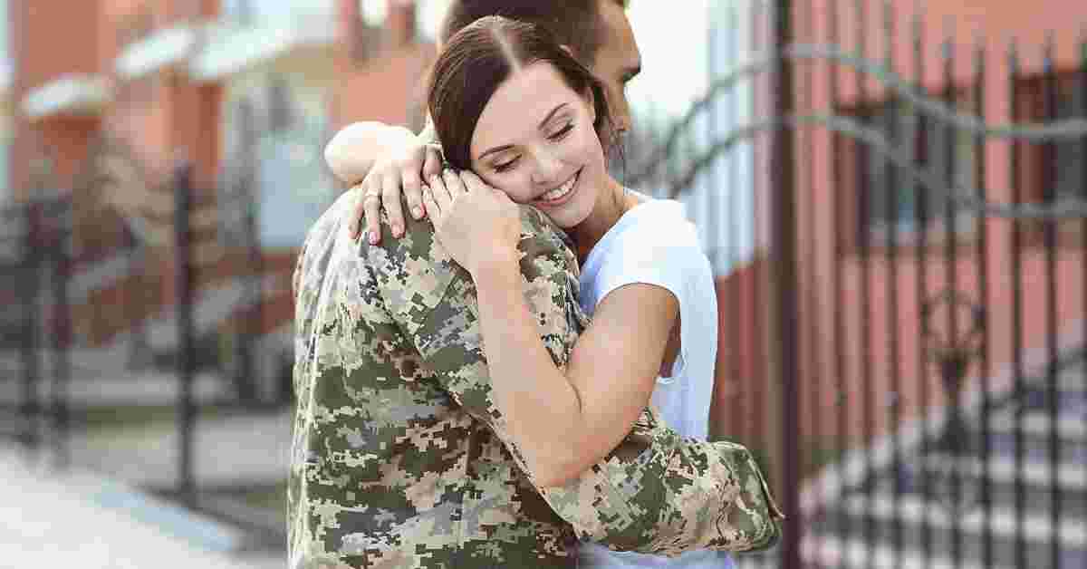Are wives, widows and former spouses of veterans eligible for USAA insurance?